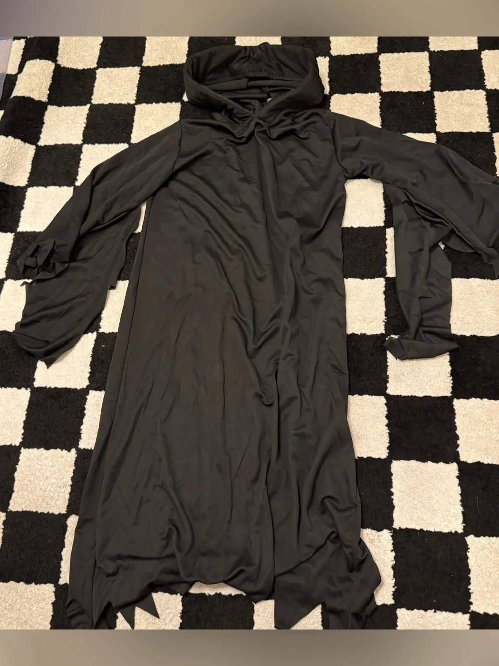 Spirit Bleeding Ghost Face Costume for Kids Size M